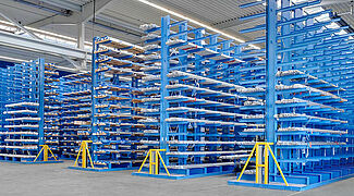 Rayonnage cantilever, stockage d'acier